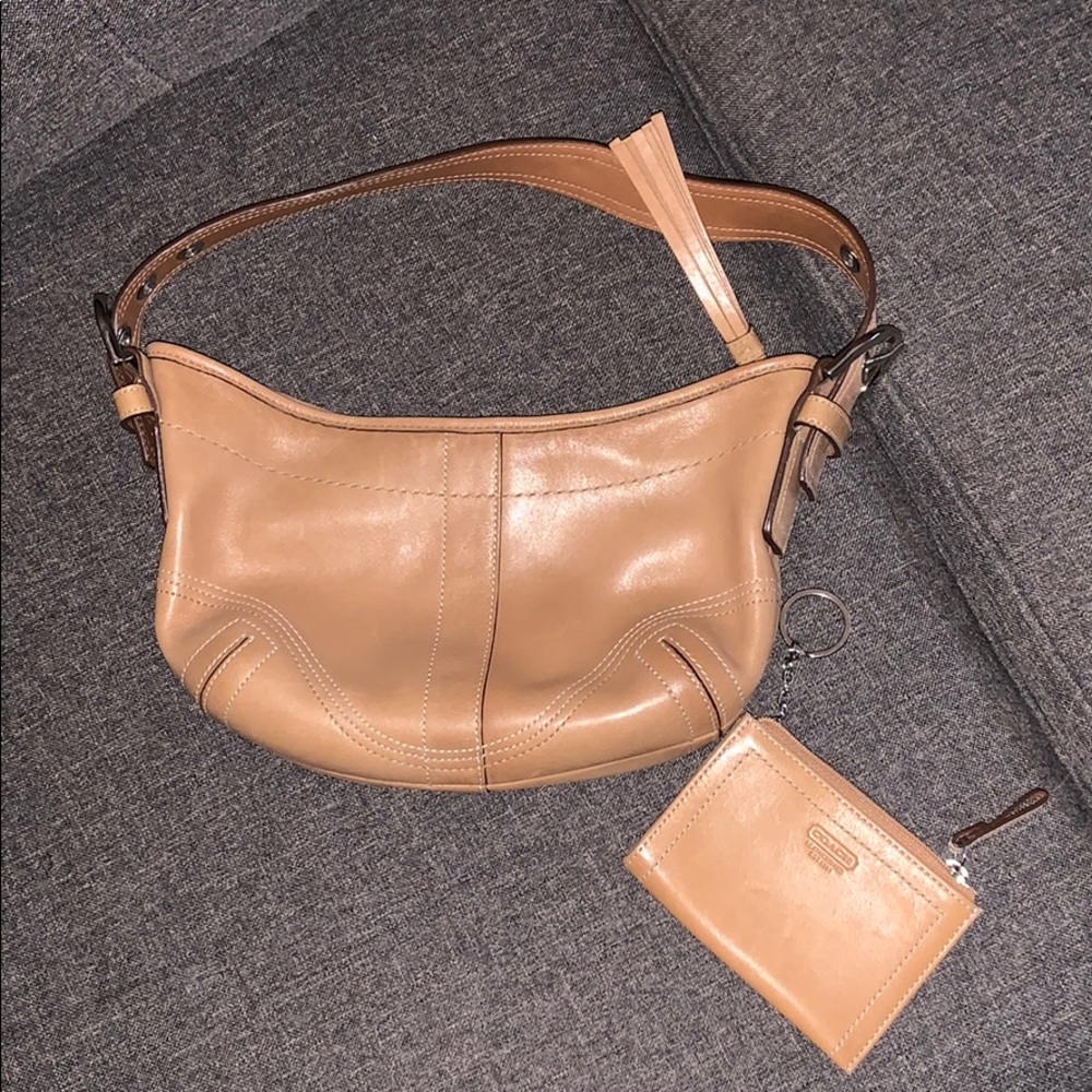 Coach Caramel hobo bag & keychain wallet